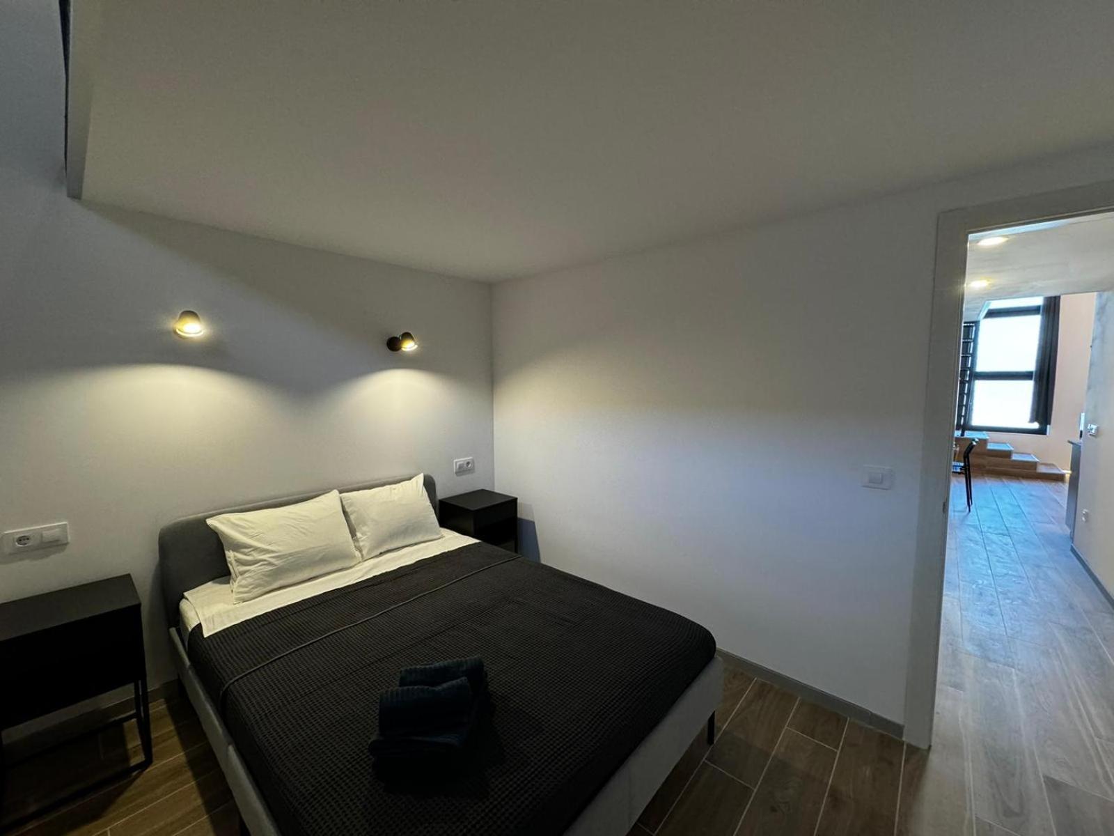 Melia Y Fuster 23C Aparthotel Valencia Eksteriør bilde