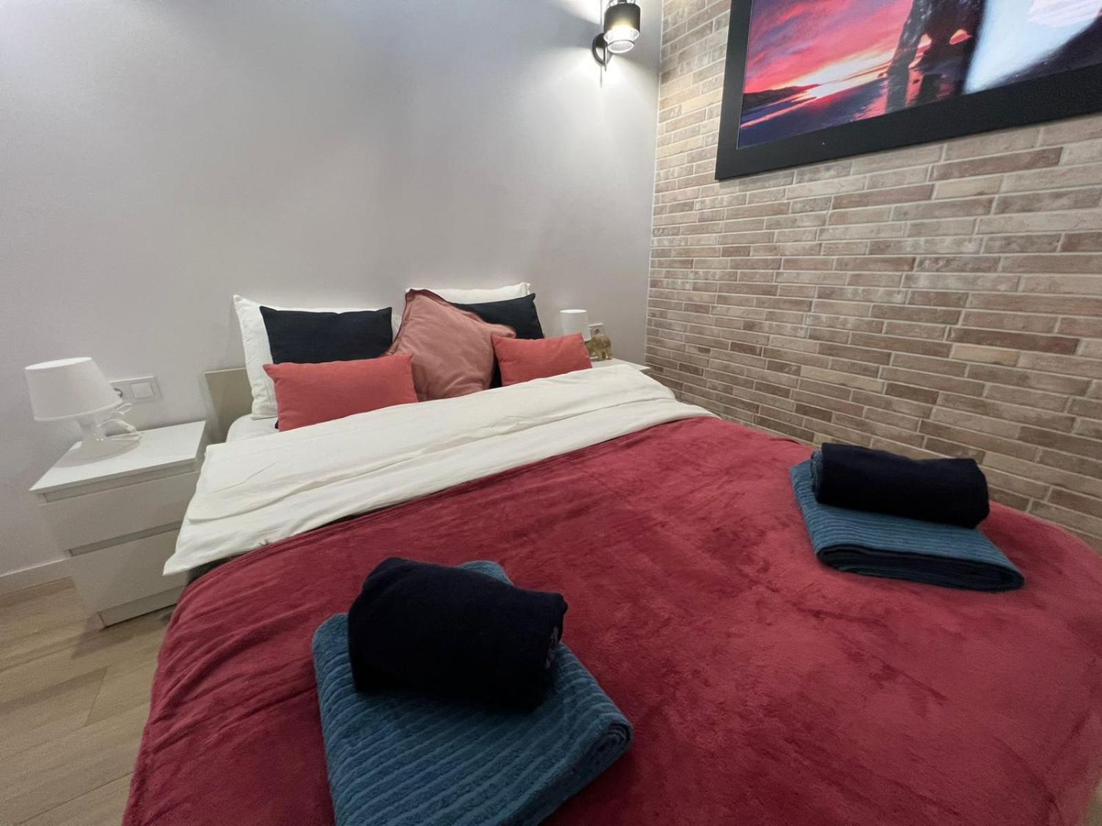 Melia Y Fuster 23C Aparthotel Valencia Eksteriør bilde