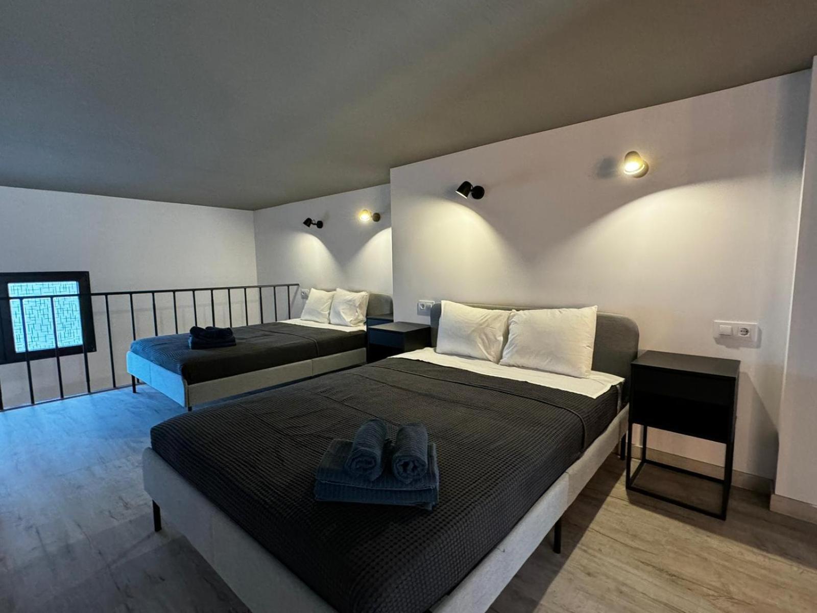 Melia Y Fuster 23C Aparthotel Valencia Eksteriør bilde