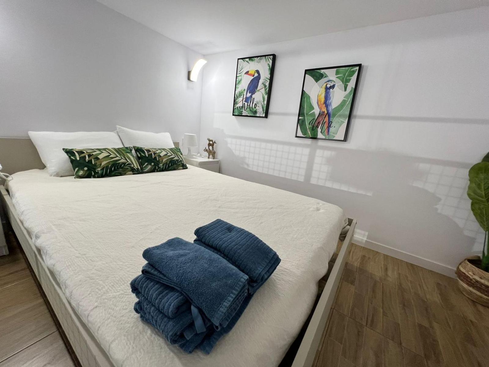 Melia Y Fuster 23C Aparthotel Valencia Eksteriør bilde