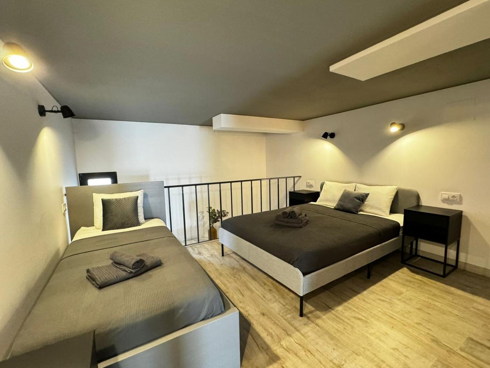 Melia Y Fuster 23C Aparthotel Valencia Eksteriør bilde