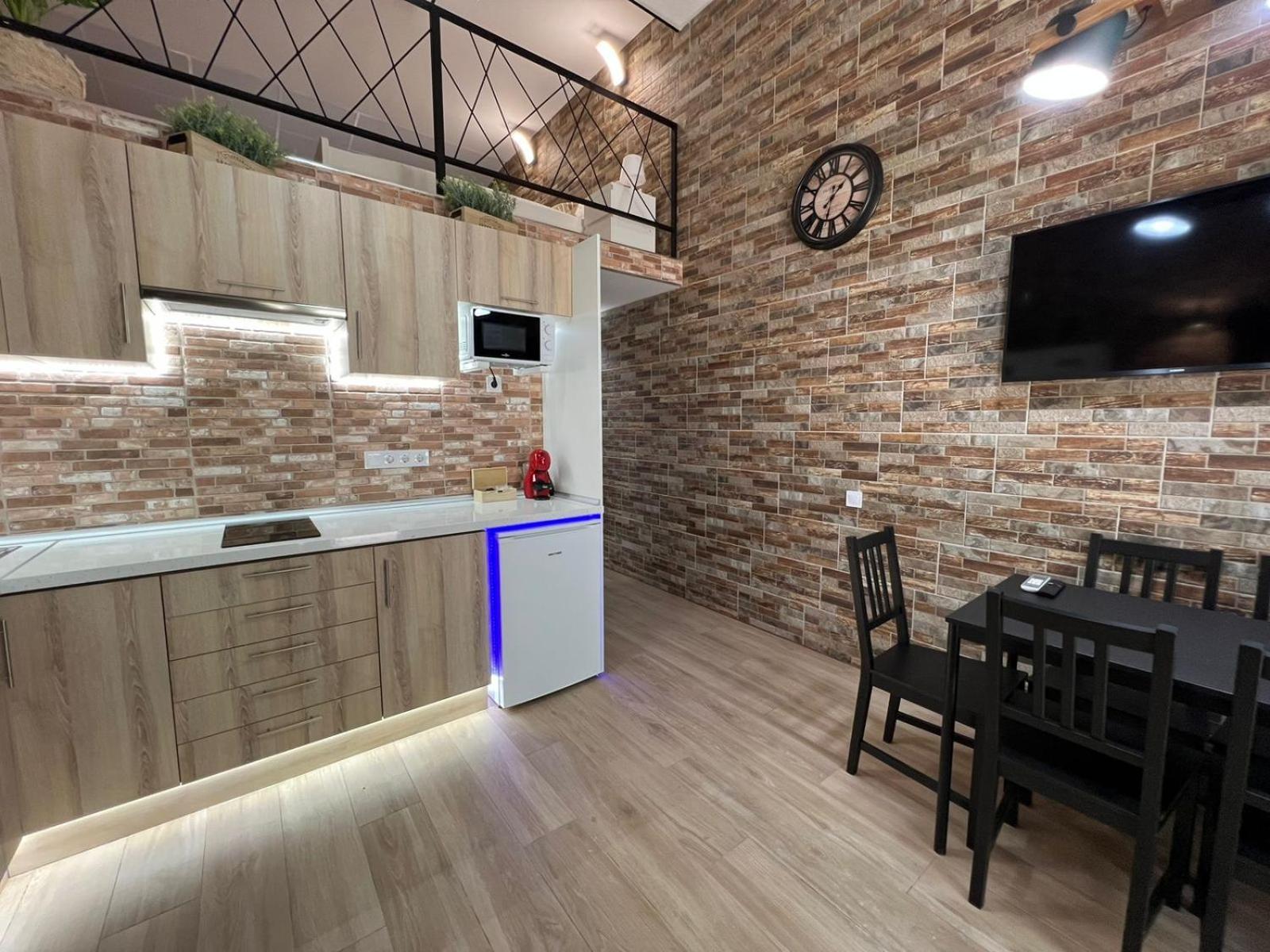Melia Y Fuster 23C Aparthotel Valencia Eksteriør bilde